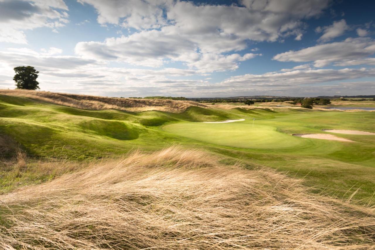 The Oxfordshire Golf & Spa Hotel Thame Kültér fotó