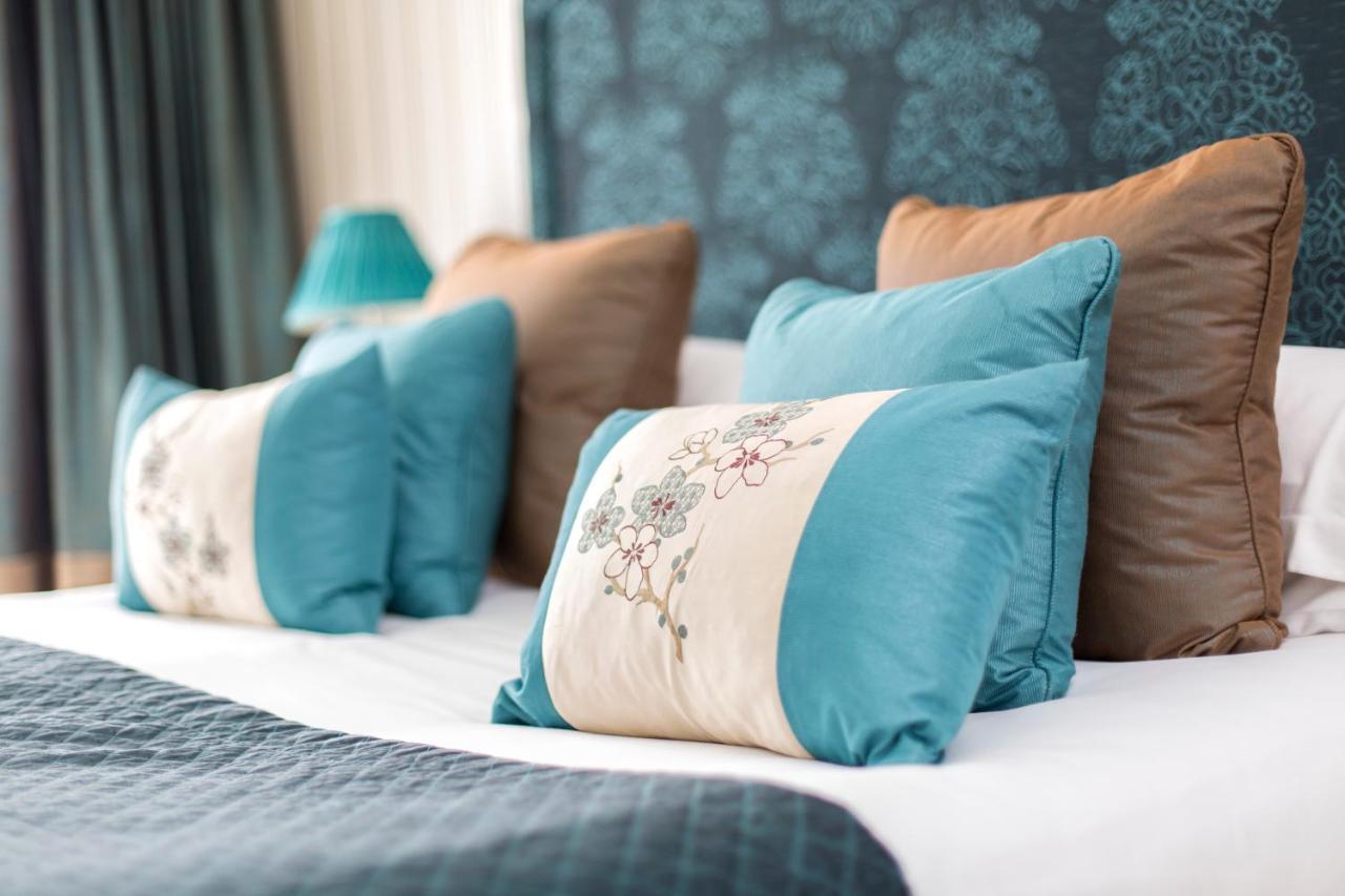 The Oxfordshire Golf & Spa Hotel Thame Kültér fotó