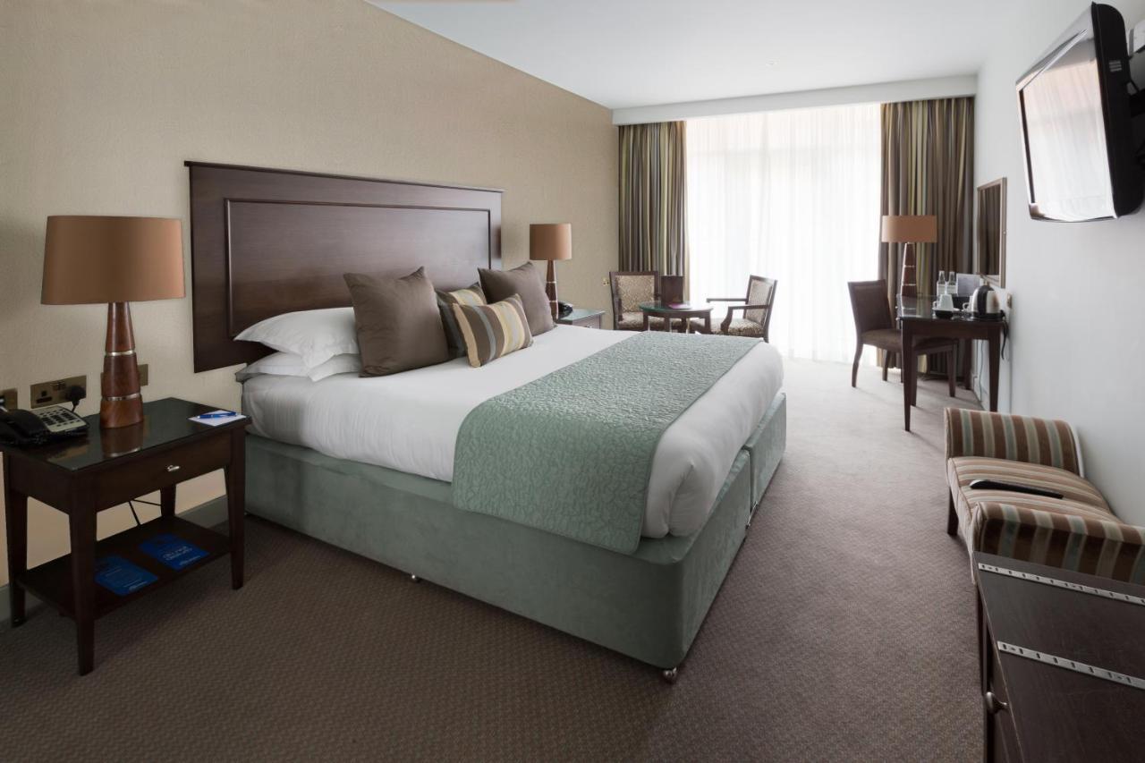 The Oxfordshire Golf & Spa Hotel Thame Kültér fotó