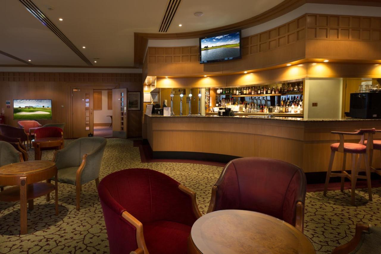 The Oxfordshire Golf & Spa Hotel Thame Kültér fotó