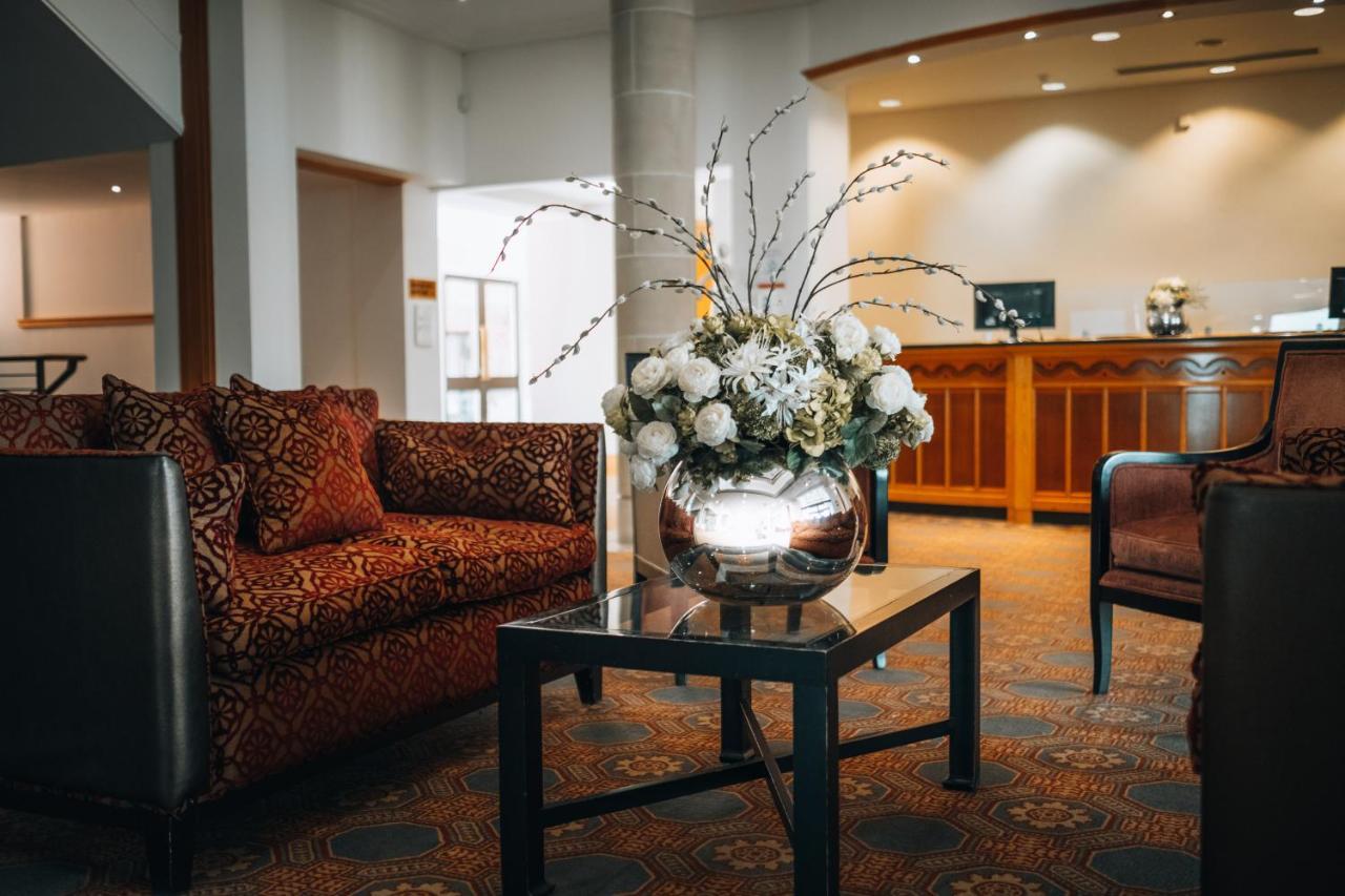The Oxfordshire Golf & Spa Hotel Thame Kültér fotó