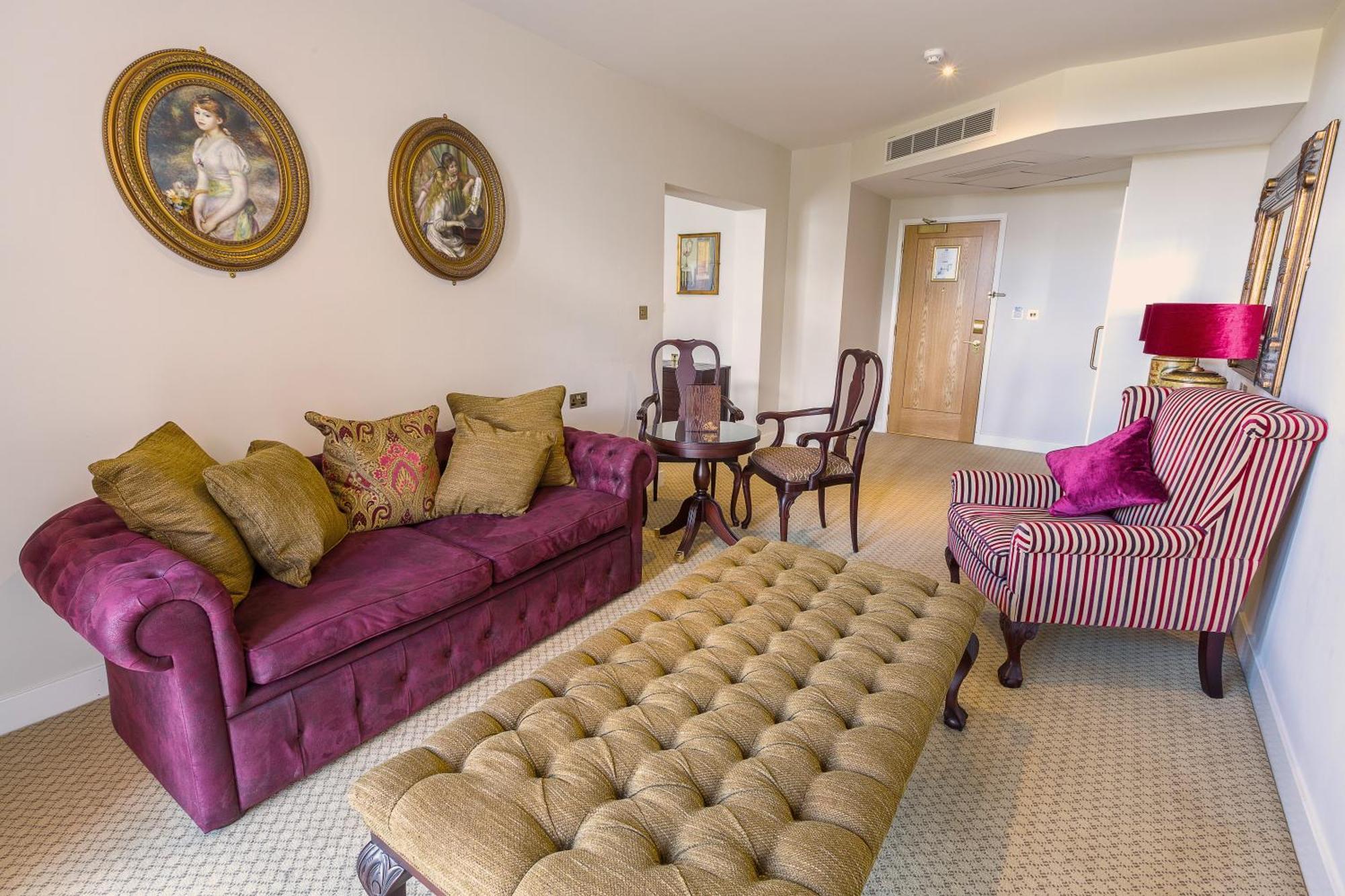 The Oxfordshire Golf & Spa Hotel Thame Szoba fotó